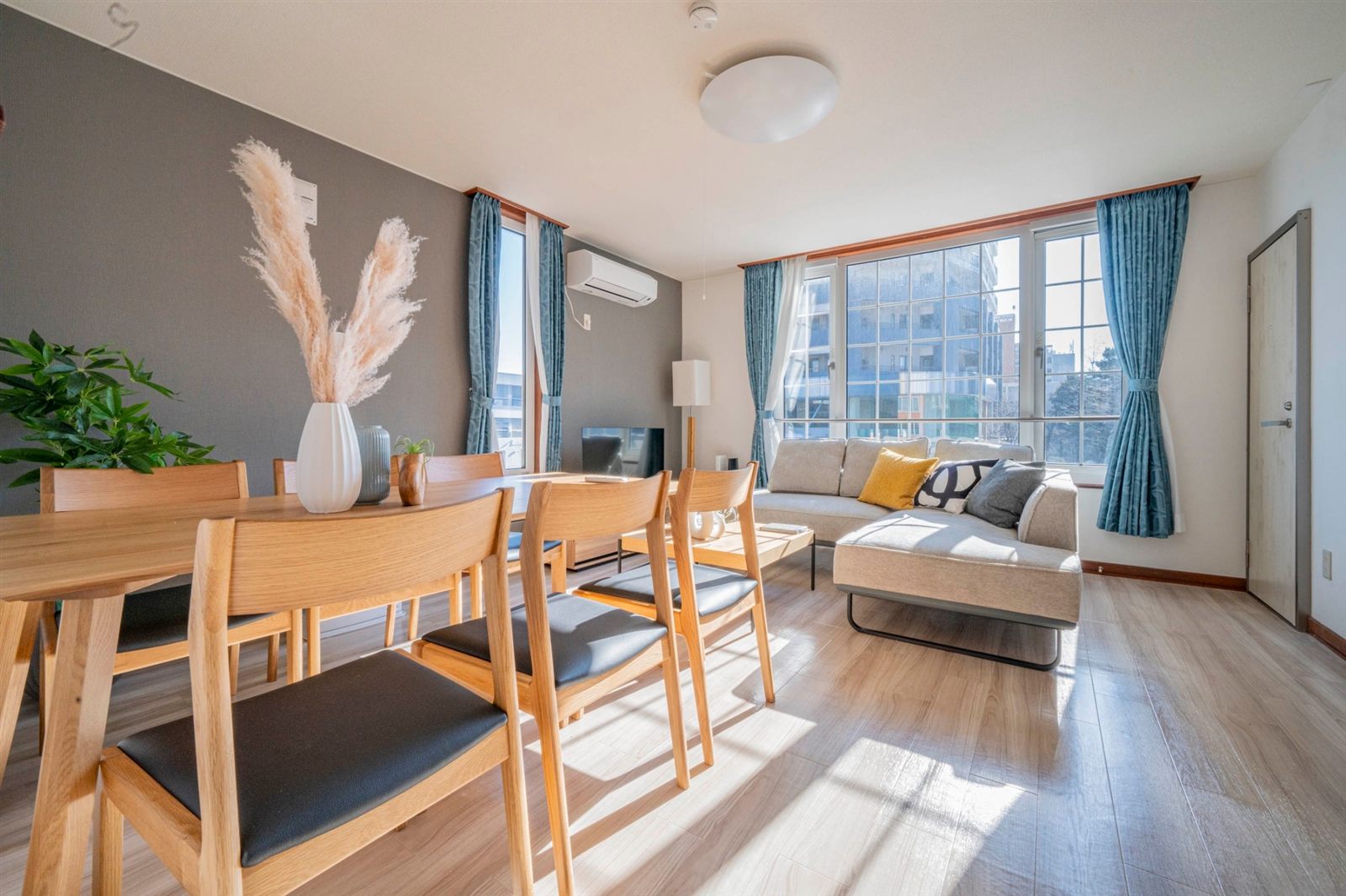 Living and dining area at Grand Soleil